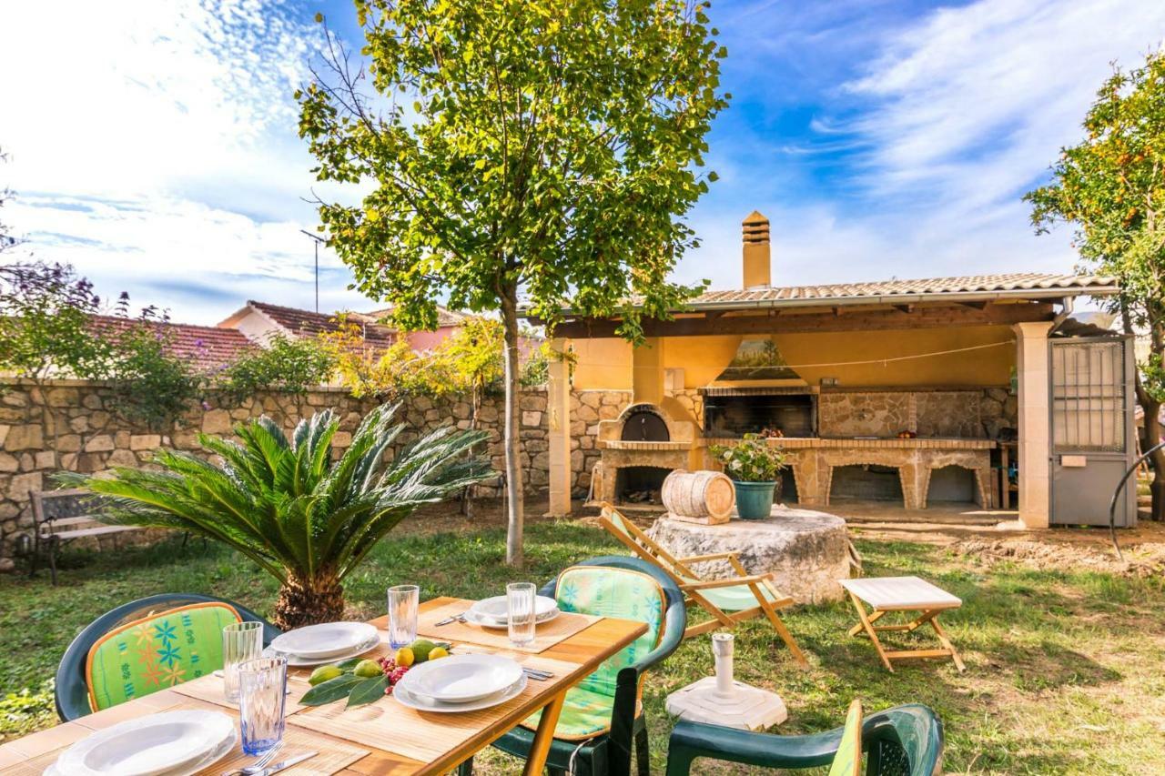 אגיוס יואניס פריסטרון Traditional Rustic Maisonette By Konnect מראה חיצוני תמונה